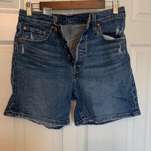 Levi’s shorts